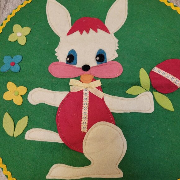 Vintage Felt white Easter Bunny eggs Decor Mid Century zipper - Picture 2 of 5